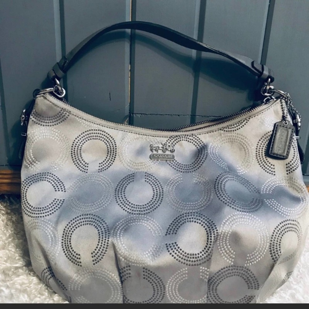 Silver Coach Shoulder Bag EUC